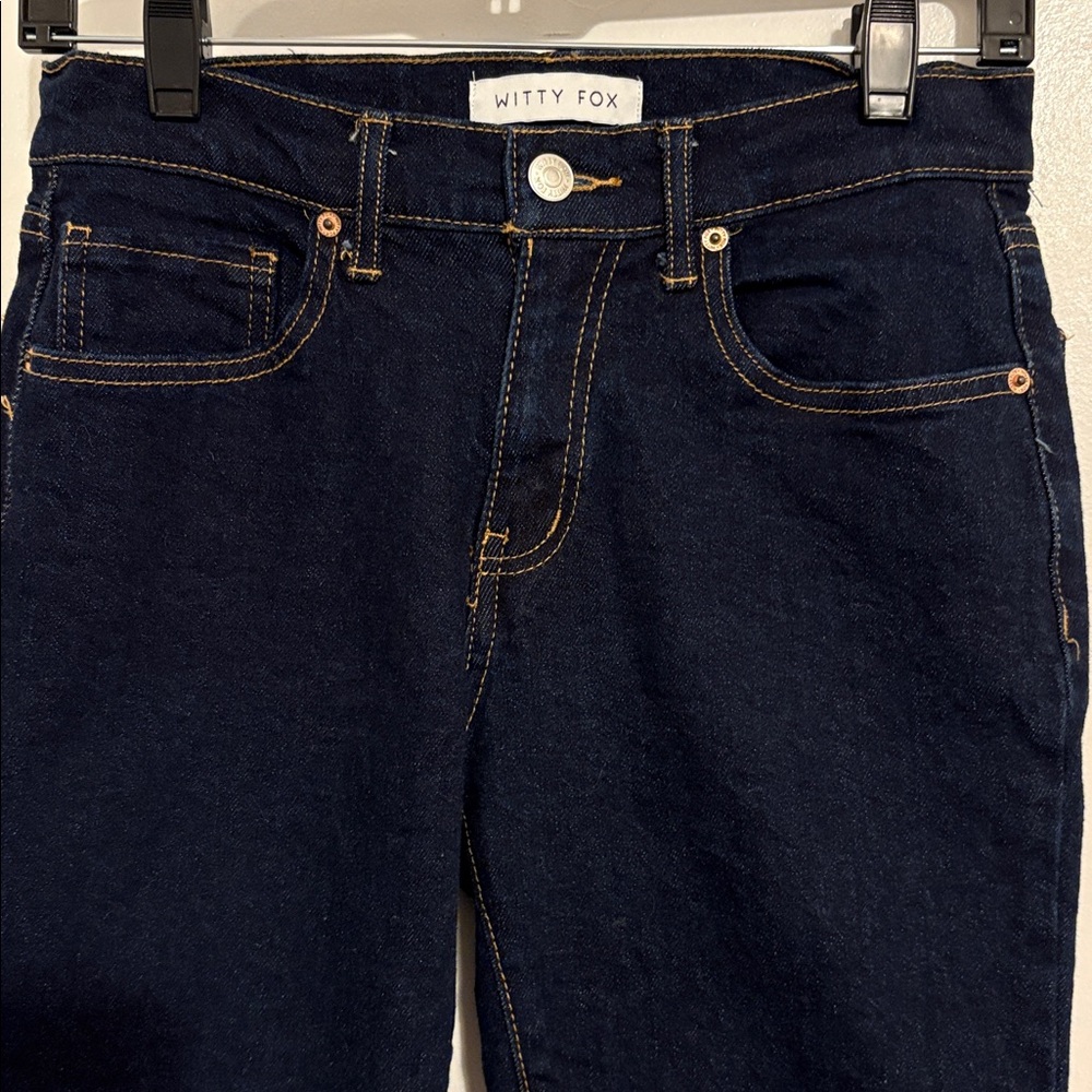 Witty Fox Dark Wash Mid Rise Straight Leg Jeans 5 / 27 - Picture 2 of 10